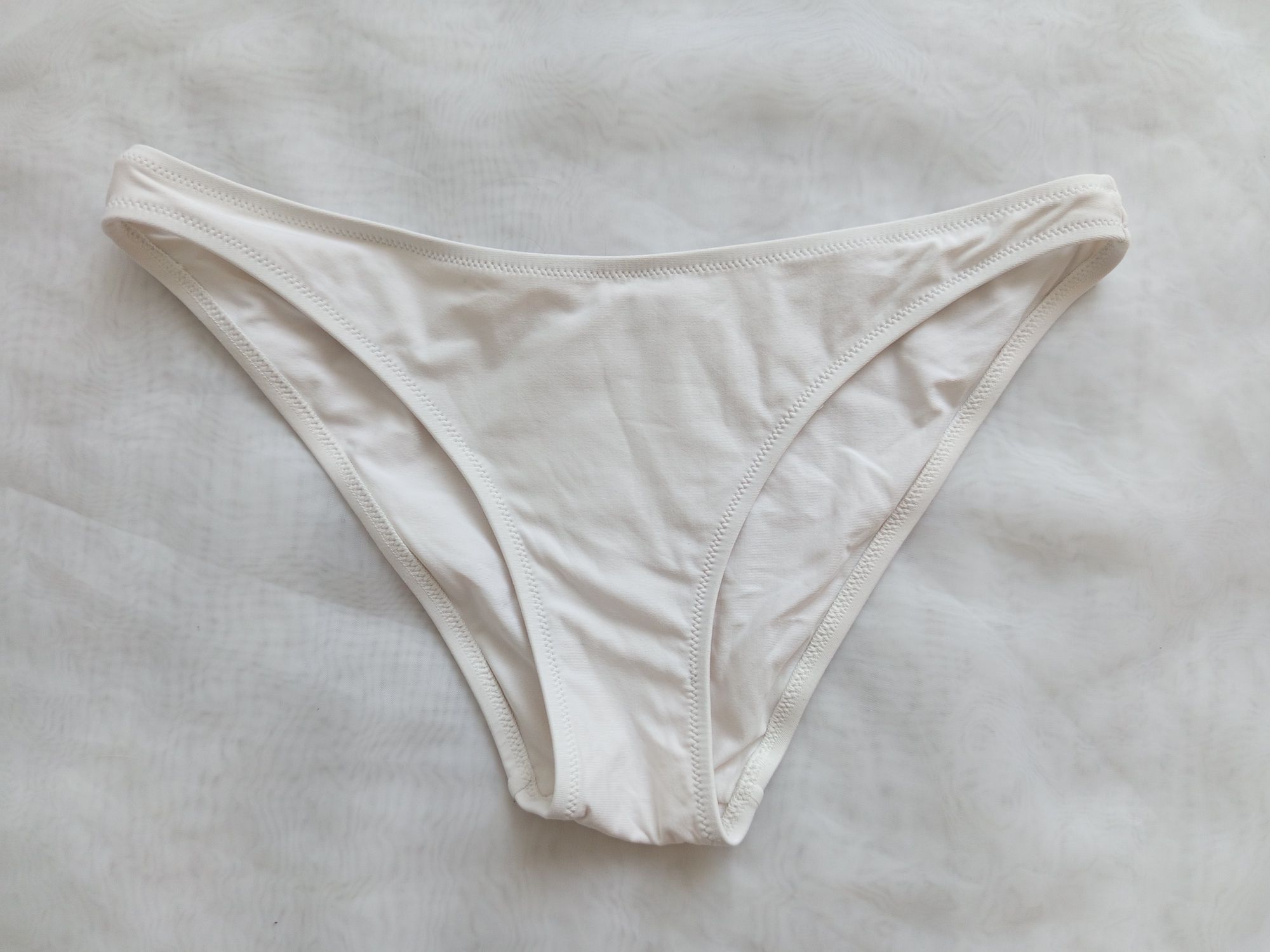 Dół stroju kąpielowego Guess r.S/M