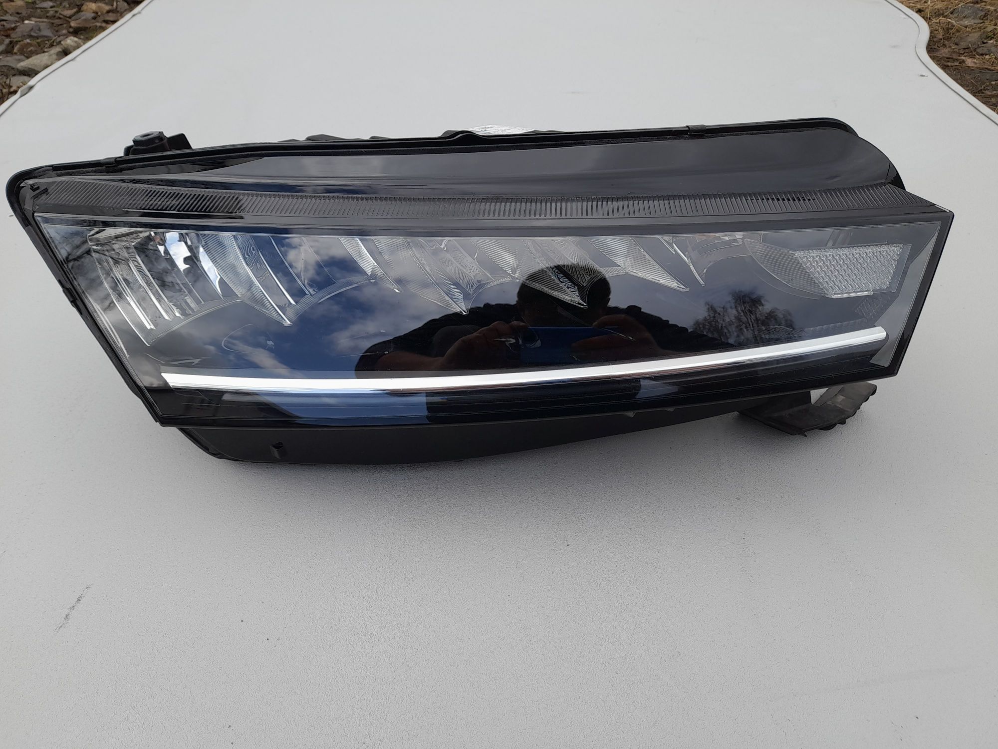 Lampa prawa Full Led Skoda Octavia IV 4