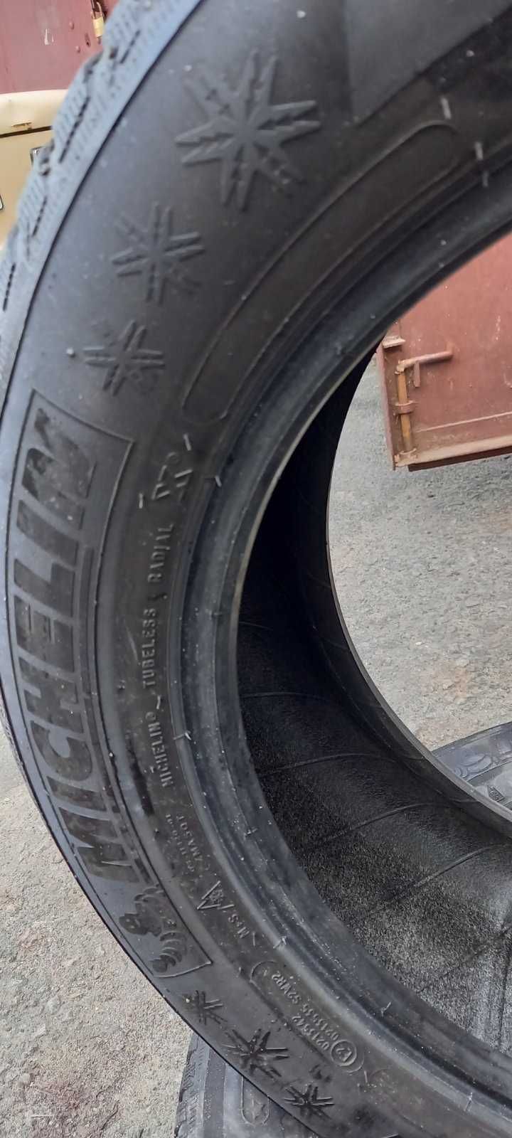 Шини/резина зимова б/у Michelin Alpin 5 R17 225 55