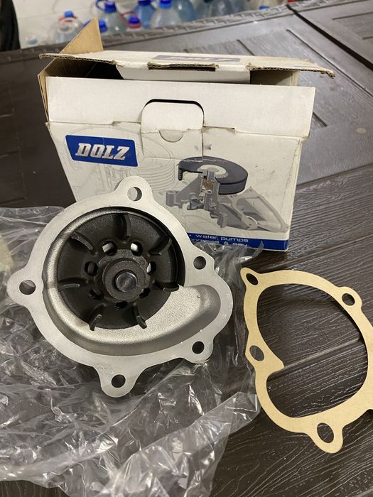 Помпа Opel Astra 1,7 CTDI O0142 DOLZ (НОВА)