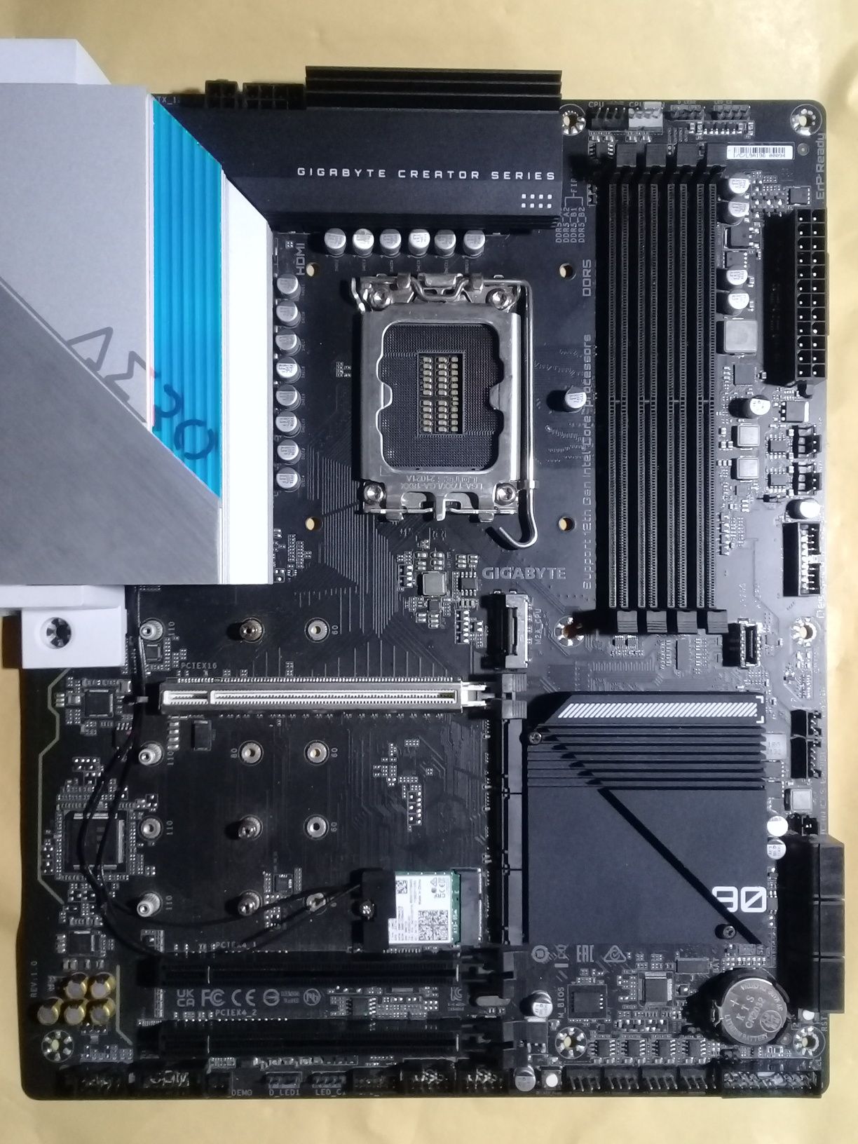 Материнська плата GIGABYTE Z690 AERO G, Ddr5, Socket 1700