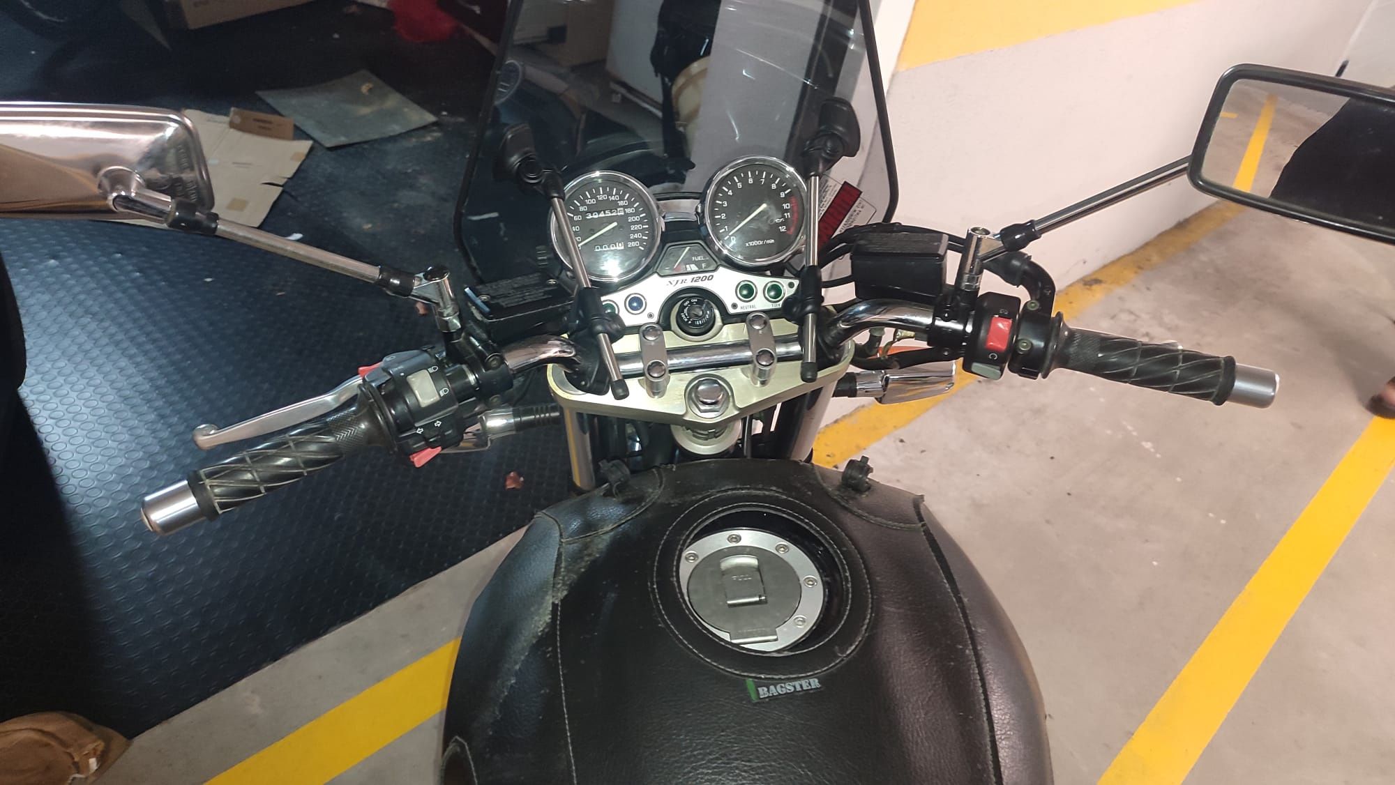 Venda moto Yamaha xjr 1200