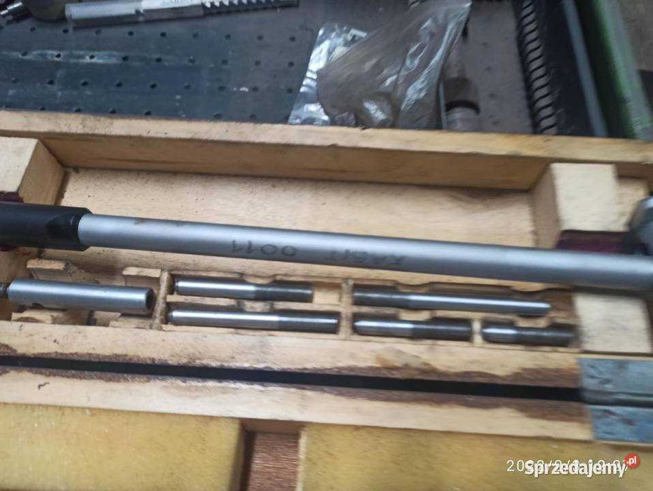 przyrządy pomiarowe kątomierz ,głebokościomierz ,średnicówka