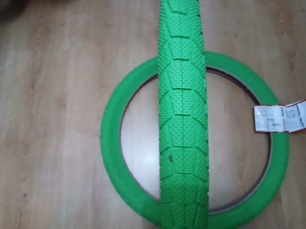 2 Pneus Bicicleta Bmx Kenda 20x1.95 (Verde)