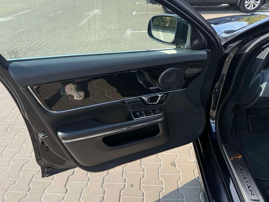 Продам авто Jaguar XJ 2015 р.в.