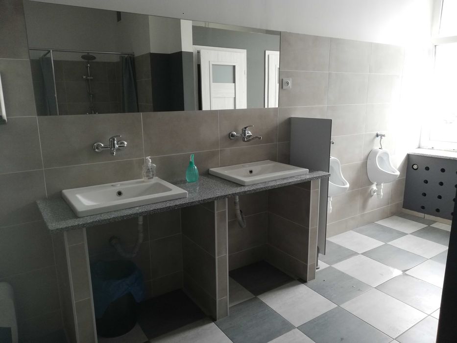 750zł M-C/OSOBA  w 2-osobowe pokoje do wynajęcia -  pracownicy