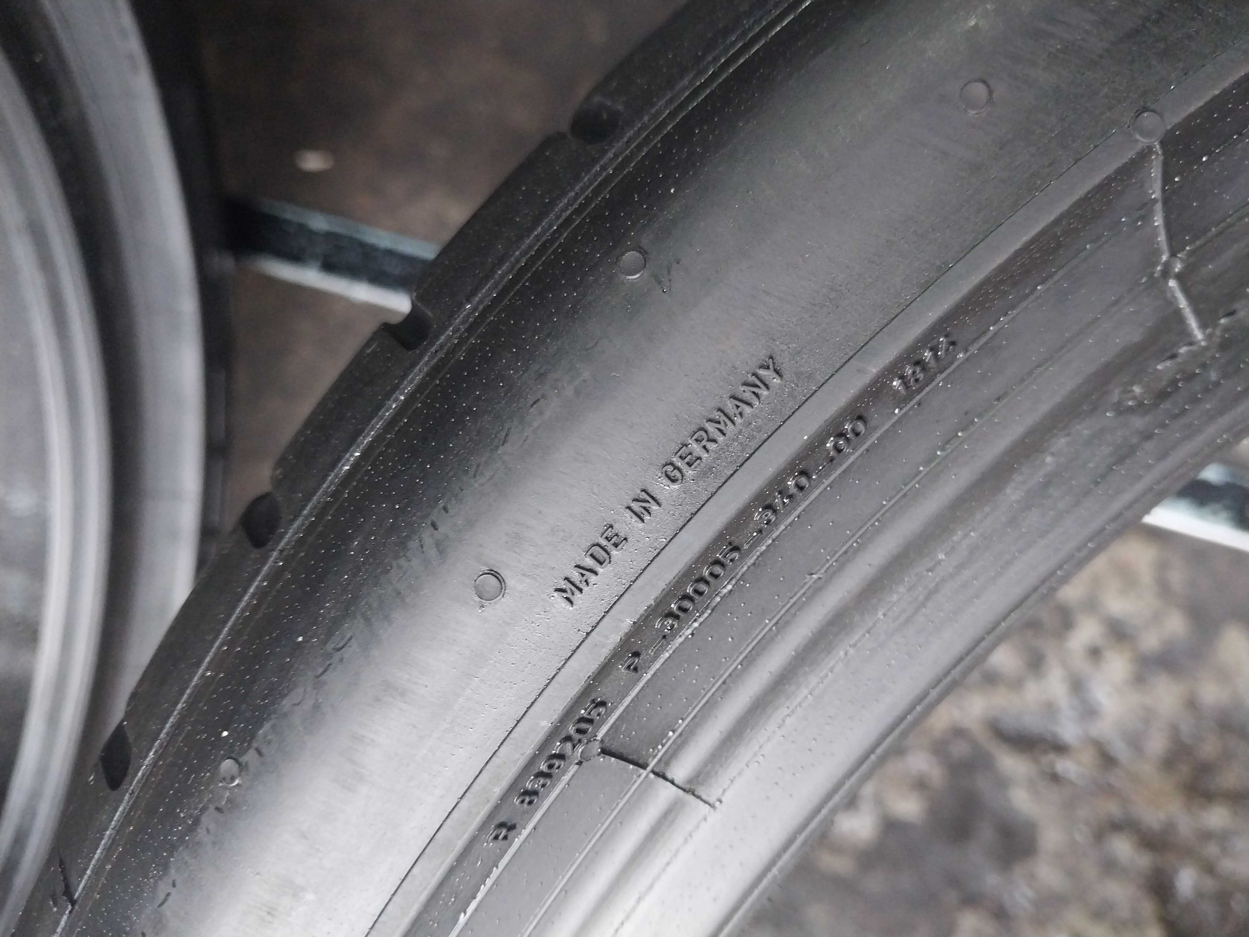 265 35 20 Pirelli, літо. Ціна за 2 шт. 5200.