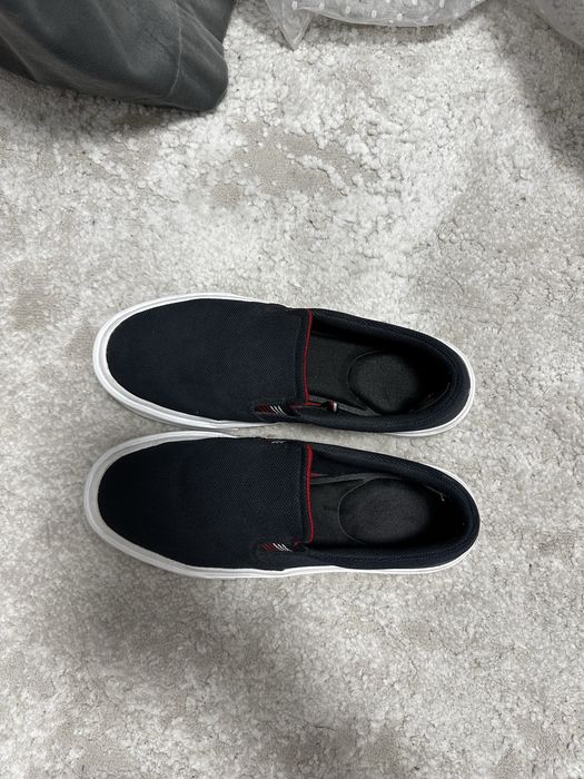 Чоловічі лофери Tommy Hilfiger 40 розмір