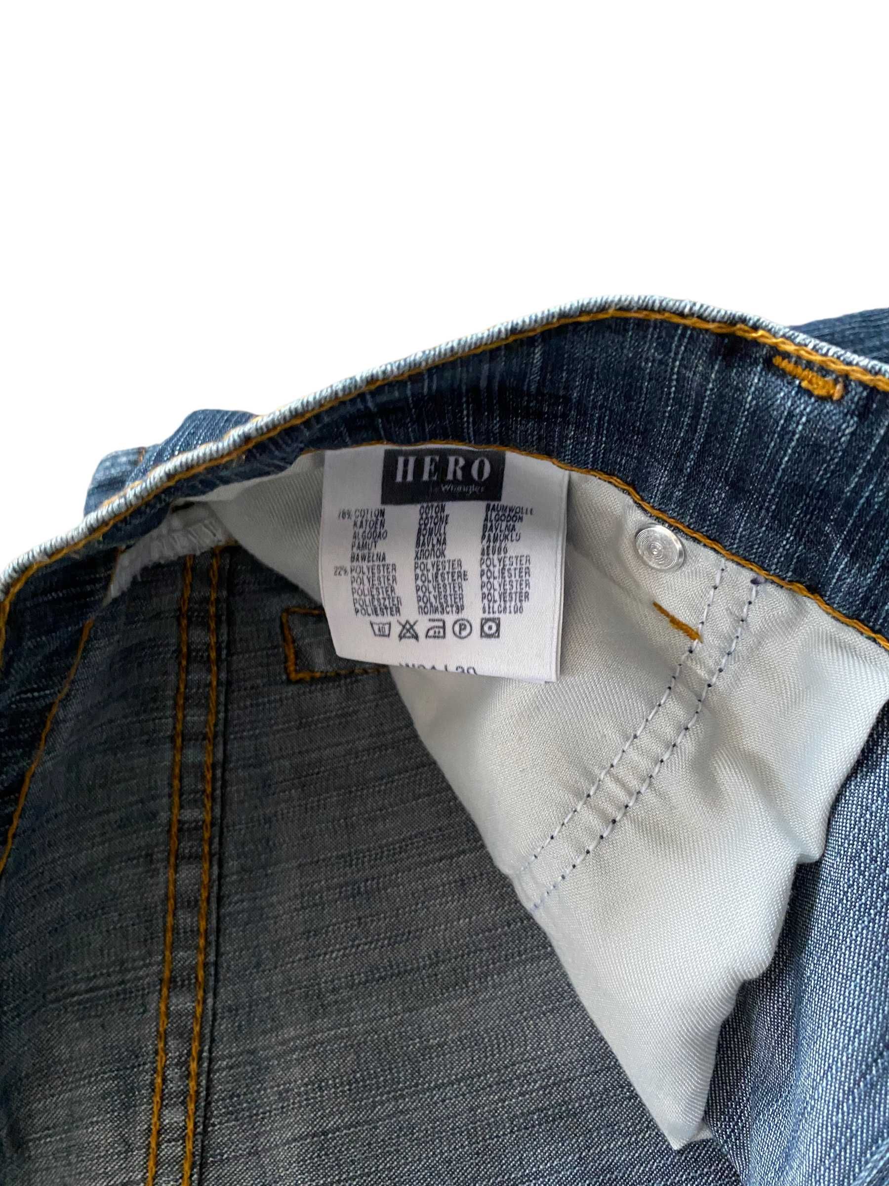 Wrangler Hero basic 5 pockets W34/L30, stan dobry