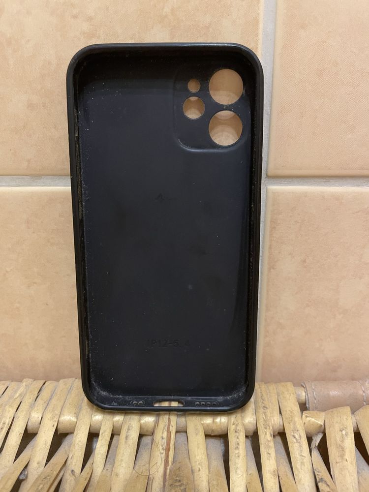 Pokrowiec etui obudowa Iphone 12 mini czarny astronaut bardzo dobry