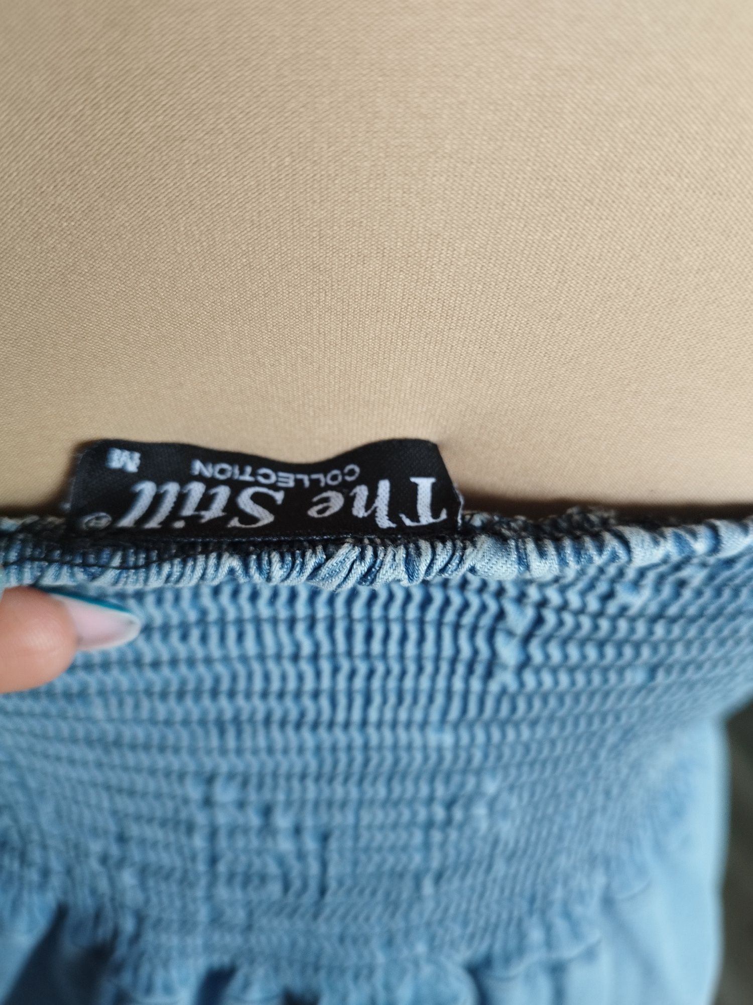 R.M miękki jeans sukienka na ramiączkach wykończona koronką