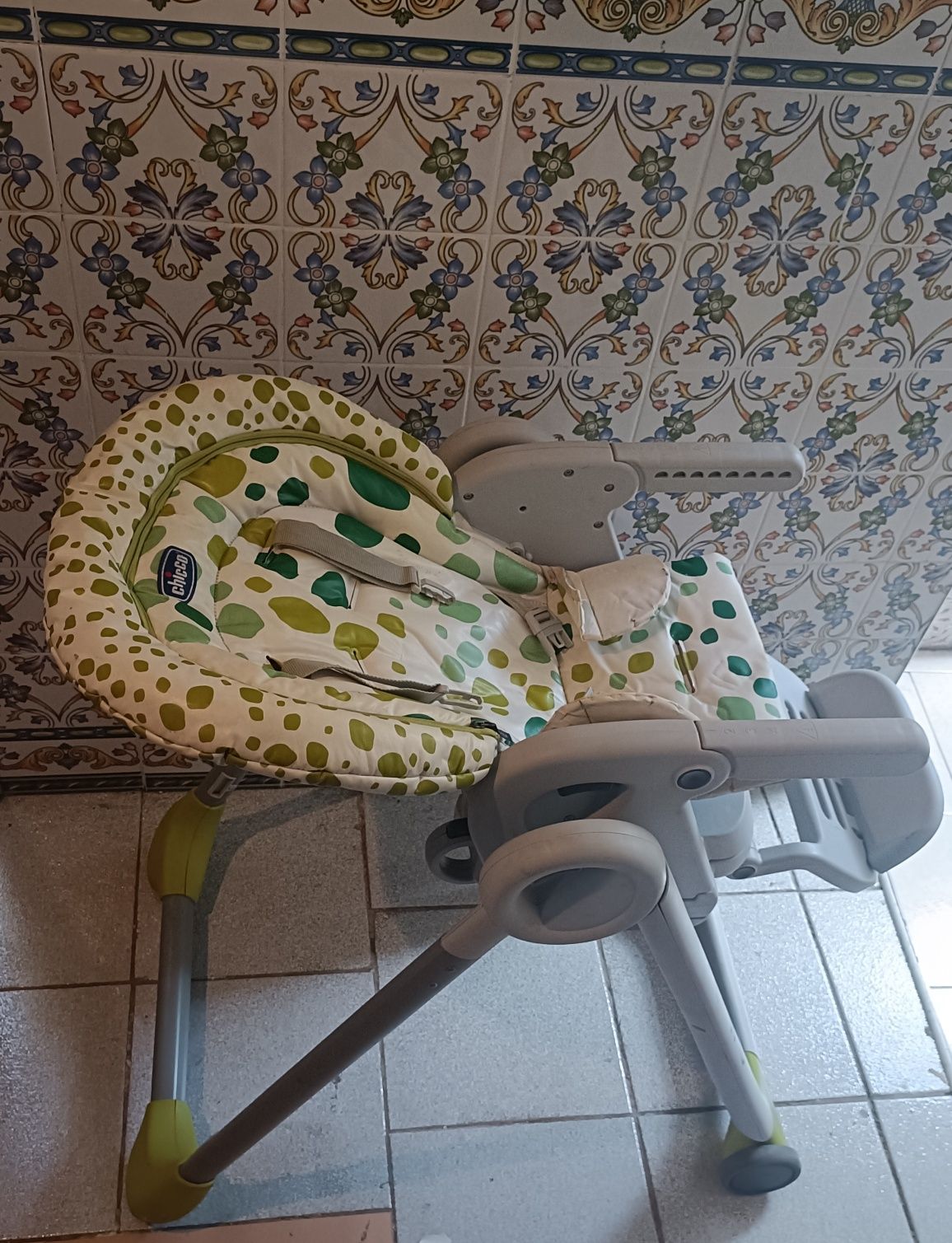 Cadeira refeição Chicco Polly progress 5