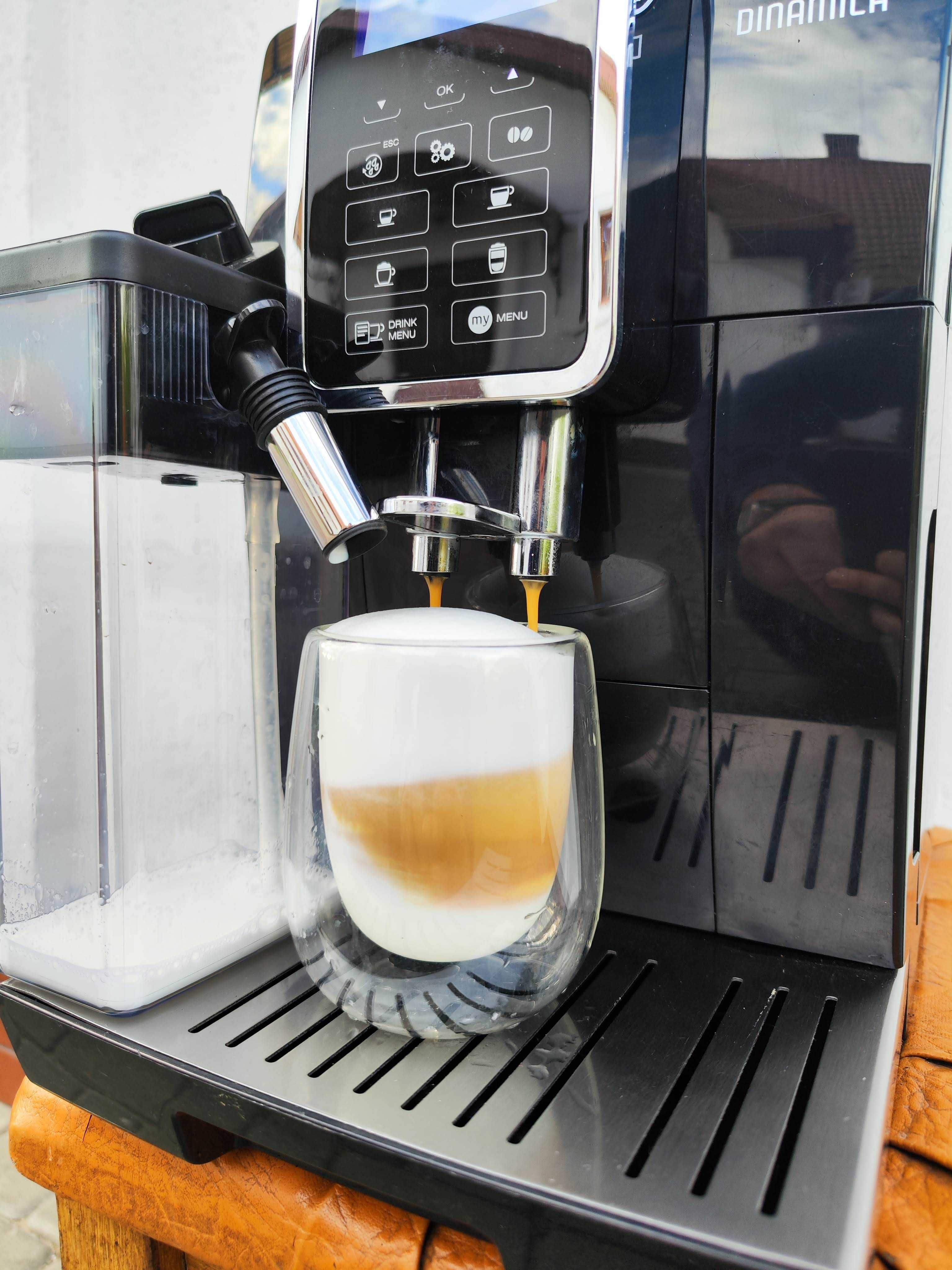 Кавомашина кофемашина DeLonghi Dinamica ECAM 350.55 новий молочник