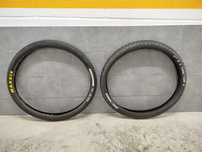Pneus da marca Maxxis e Tractor para bicicleta- Roda 27,5