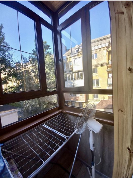 БЕЗ КОМІСІЇ . 2-К квартира.Сталінка. Поділ. Вул. Сирецька. Дорогожичі