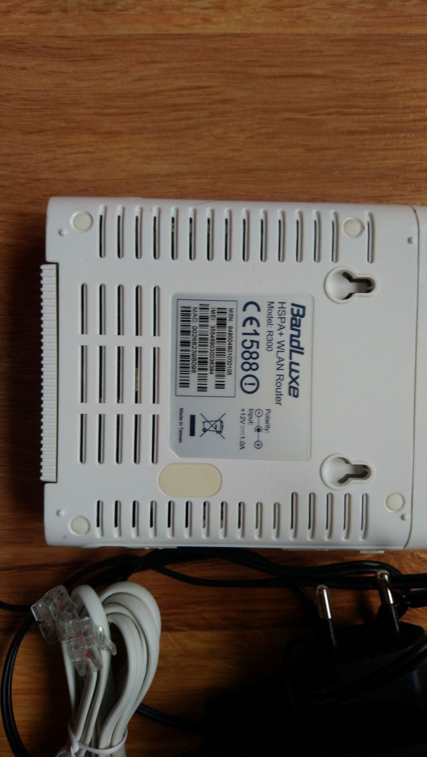 Router modem gsm  BandLuxe R300 HSPA+ WLAN