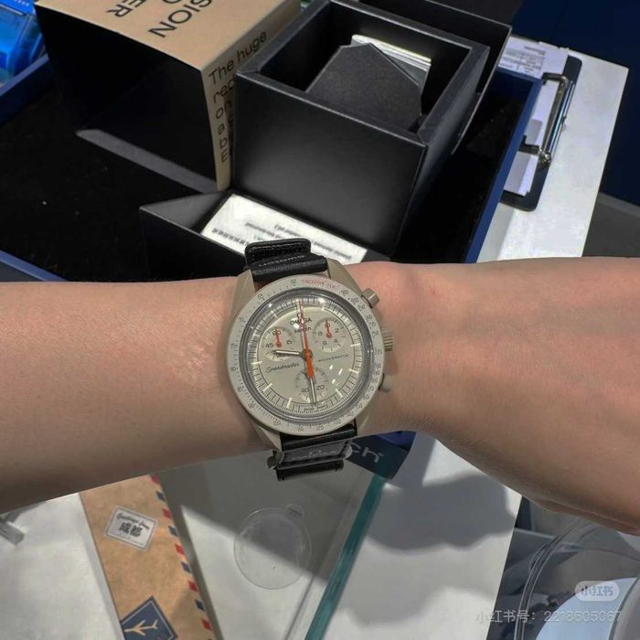 Omega Swatch Jowisz SO33C100 - sprawny, natychmiast do użycia