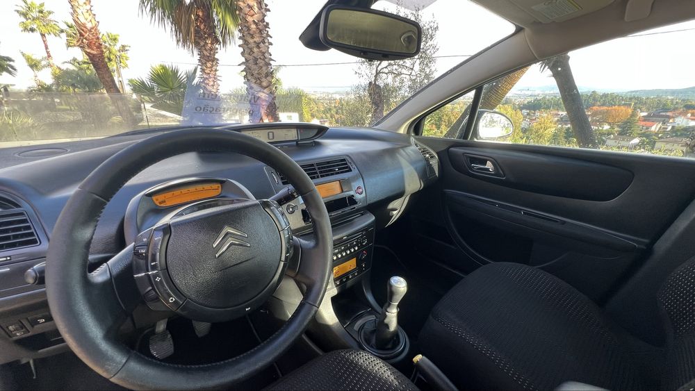 Citroën C4 1.2 Gasolina – 173.000 km – trato financiamento