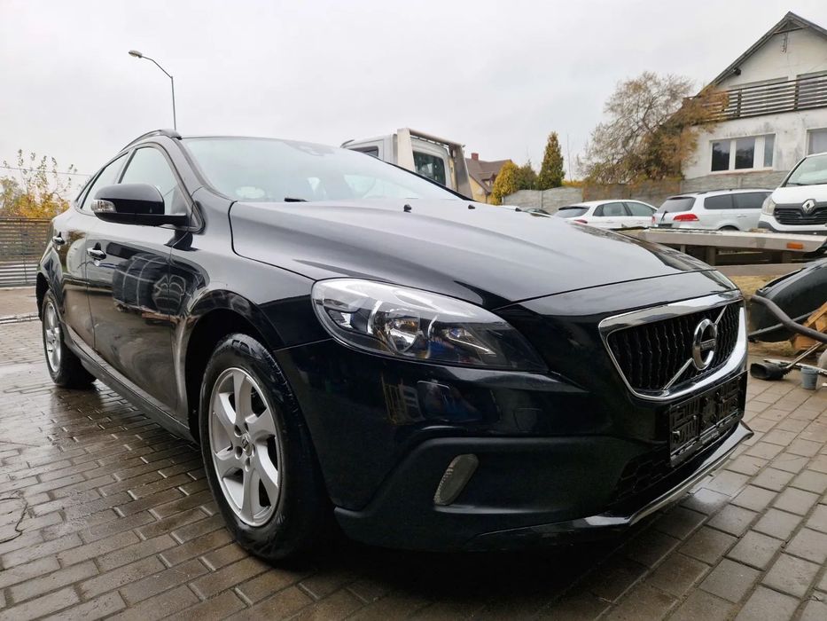 Volvo V40 Cross Country Lekko uszkodzone cross country w najlepszej cenie!