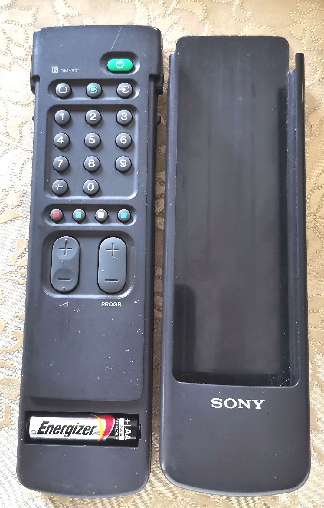 Vendo TV Sony KV E2543E