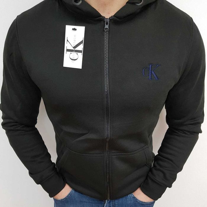 Męska bluza z kapturem