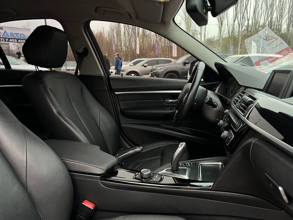 BMW 320i №3791 (ВНЕСОК від 10%) Альянс Авто Кривий Ріг