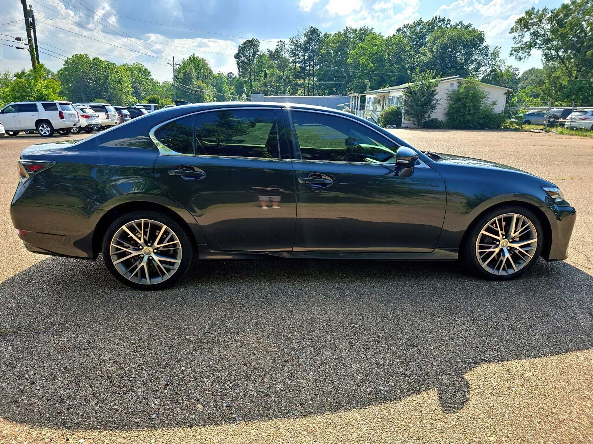 Lexus GS    2018