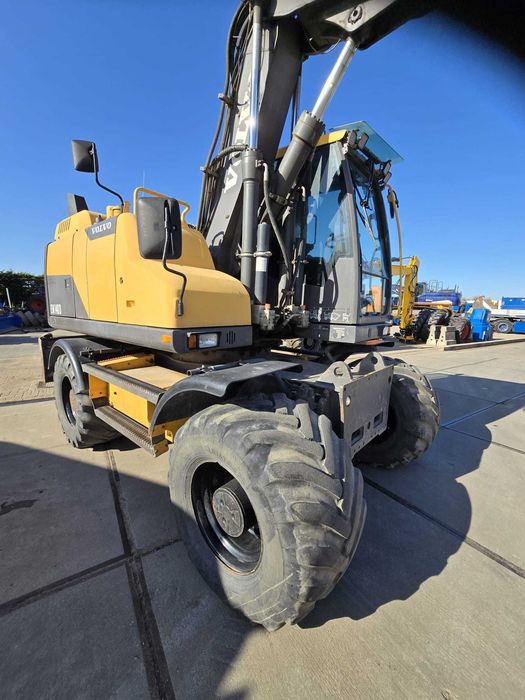 Koparka kołowa Volvo EW 140 D