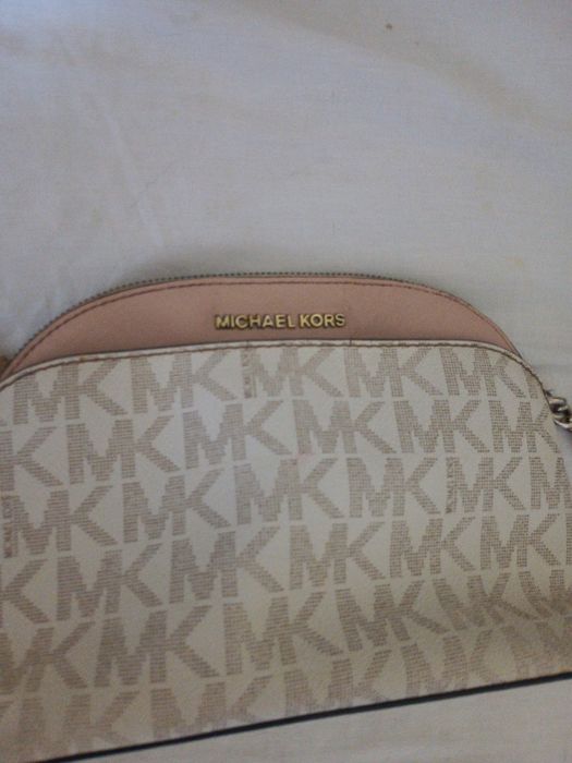 Mala Michael Kors