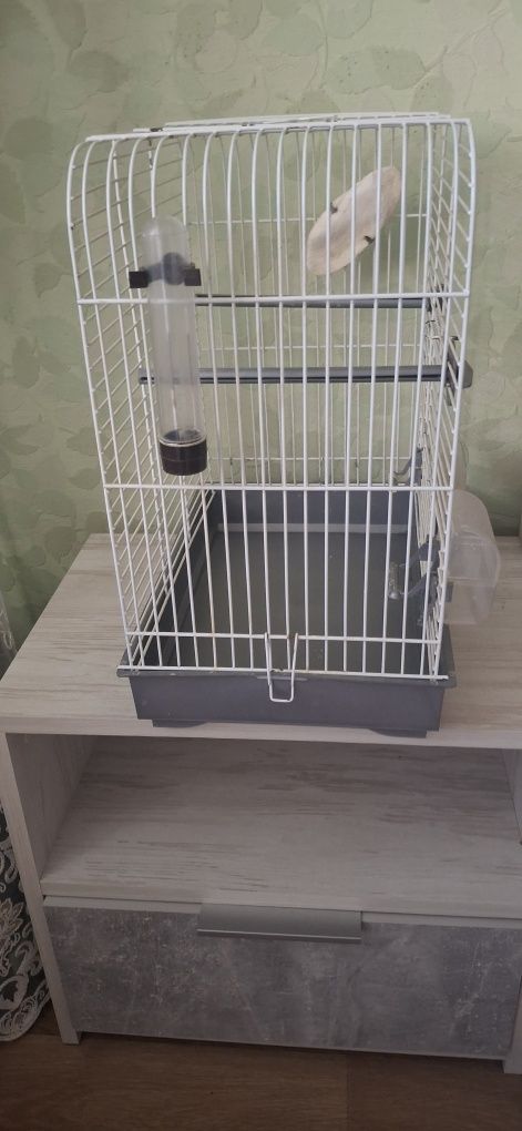 Продам клітку для попуги