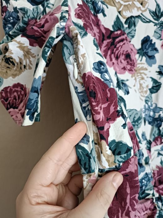 Piękna sukienka na lato 36 Stradivarius