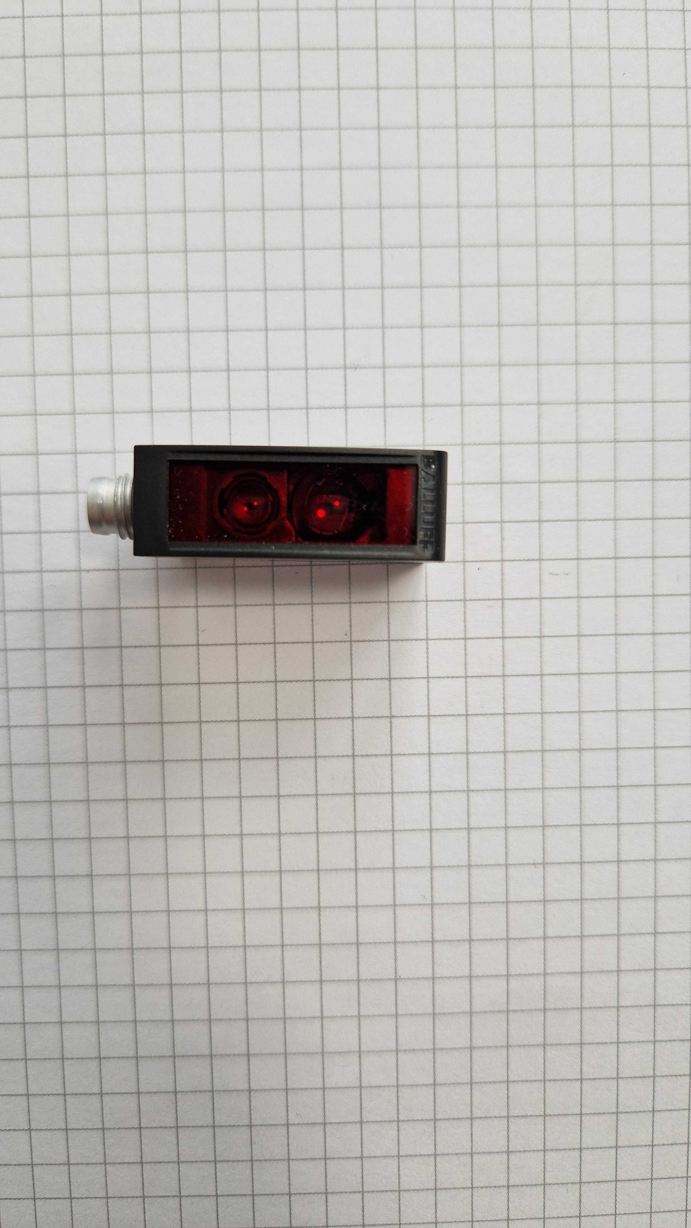 Czujnik optyczny Balluff BOS02EF + kabel