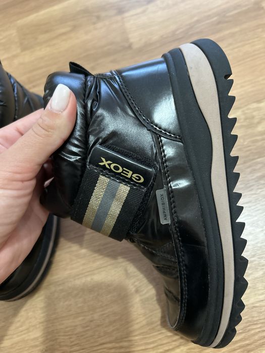 Зимові черевики Geox для дівчинки