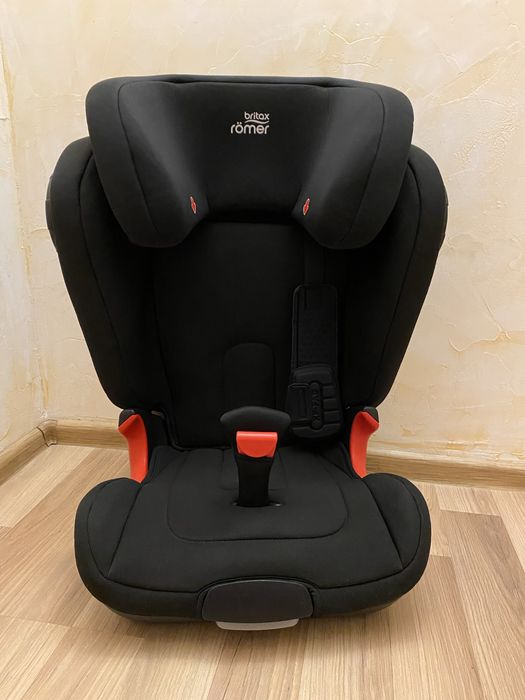 Автокресло Britax-Romer Kidfix II XP Sict 3-12 лет группа 2/3