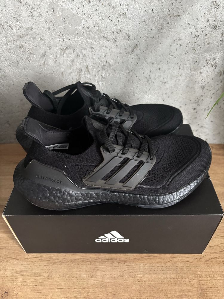 Adidas Ultraboost 21 FY0306 czarne 41 1/3 buty sportowe męskie