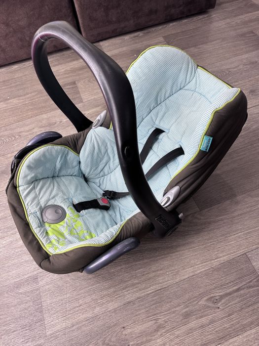 Автокрісло, автолюлька Maxi cosi 0-13 кг + база Maxi cosi familyFix