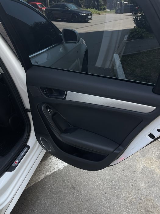 Audi A4 b8 S-line quattro