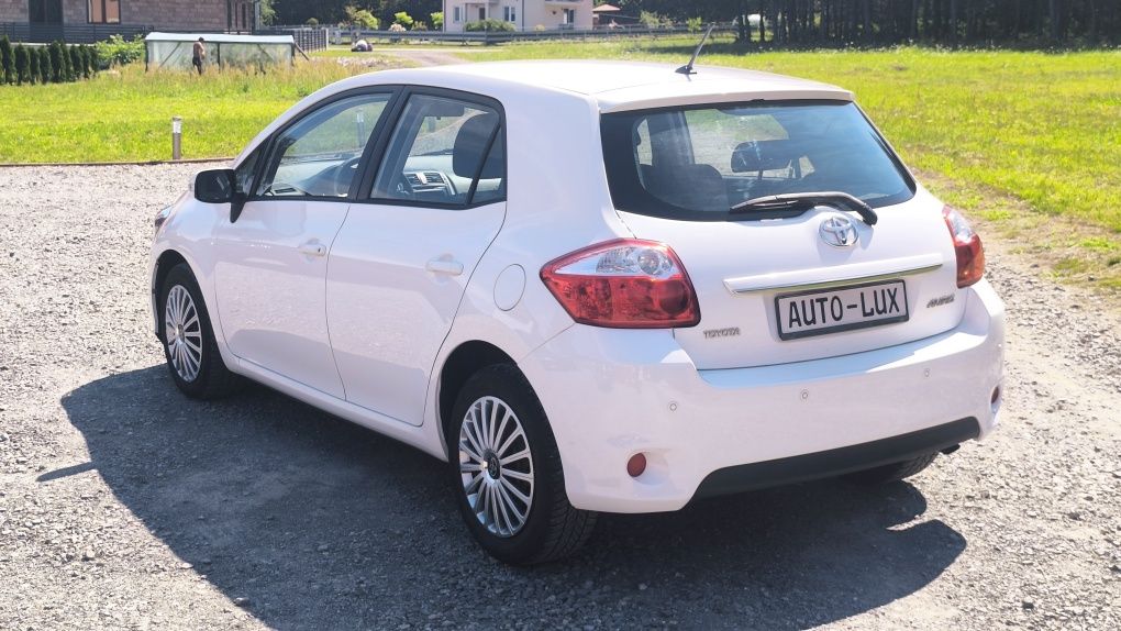 ///Piękna Toyota Auris 1,6 B Valve Matic 2010r LIFT z Niemiec///