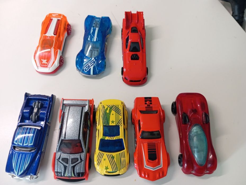 Автомобілі базові,колекційні[Hot Wheels]