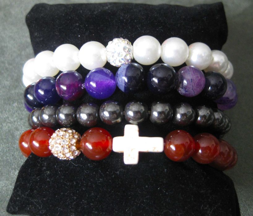 Pulseira Perolas e Conta de Brilhantes NOVA - SALDO