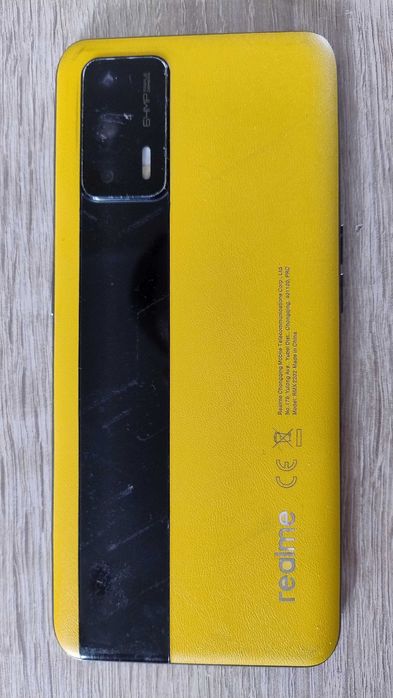 Telefon realme GT 5G, hiper telefon, ale ekran do wymiany