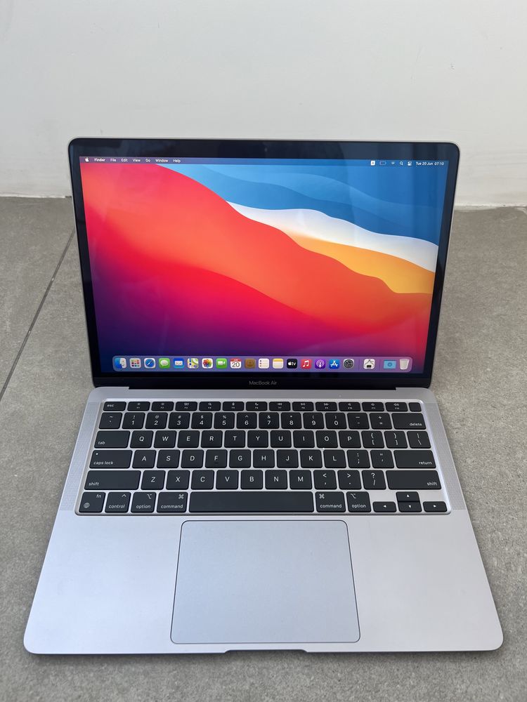 від 880$ MacBook Air 13" 2020 Z1240 M1 / 16 GB / 256gb SSD