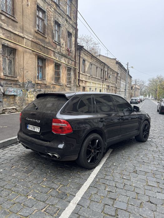 Porsche Cayenne 4.8 Turbo S