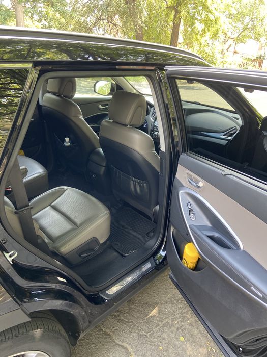 Hyundai grand santa fe