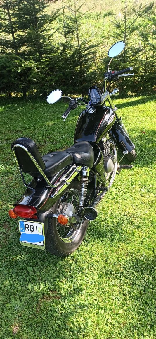 Suzuki Marauder 125