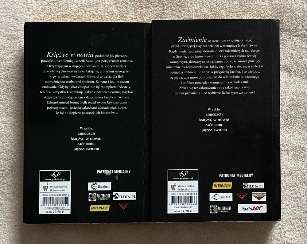 Zwstaw 2 książek Stephenie Meyer Księżyc w nowiu i Zaćmienie