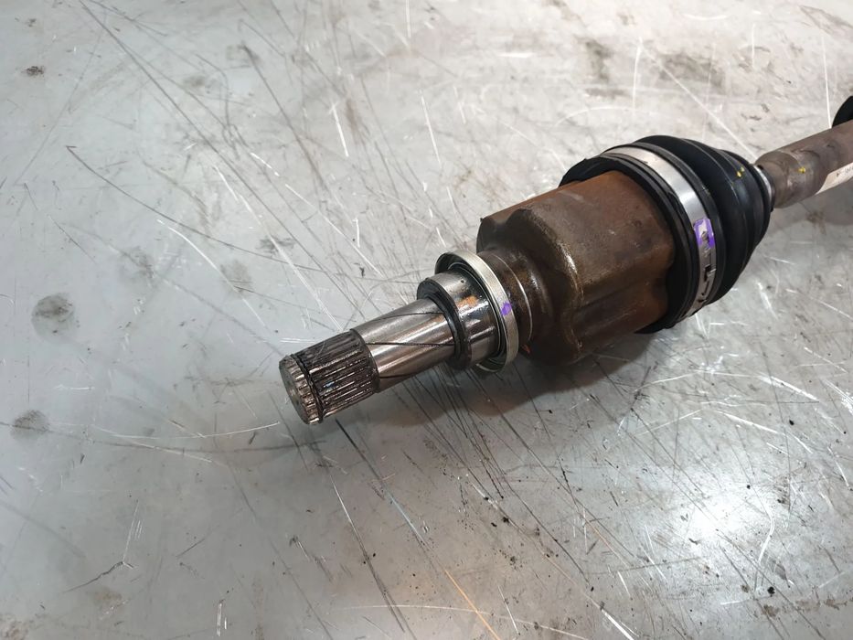 Transmissão frente direita DACIA Sandero III