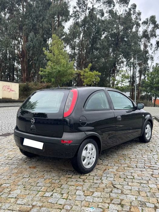 Opel Corsa C 1.7 - Motor Isuzu