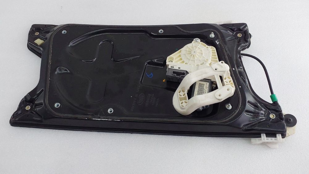 Elevador vidros frente direito LAND ROVER Discovery III (L319)