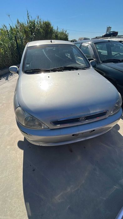 Kia Rio automóvel e Carrinha 2003 para Peças